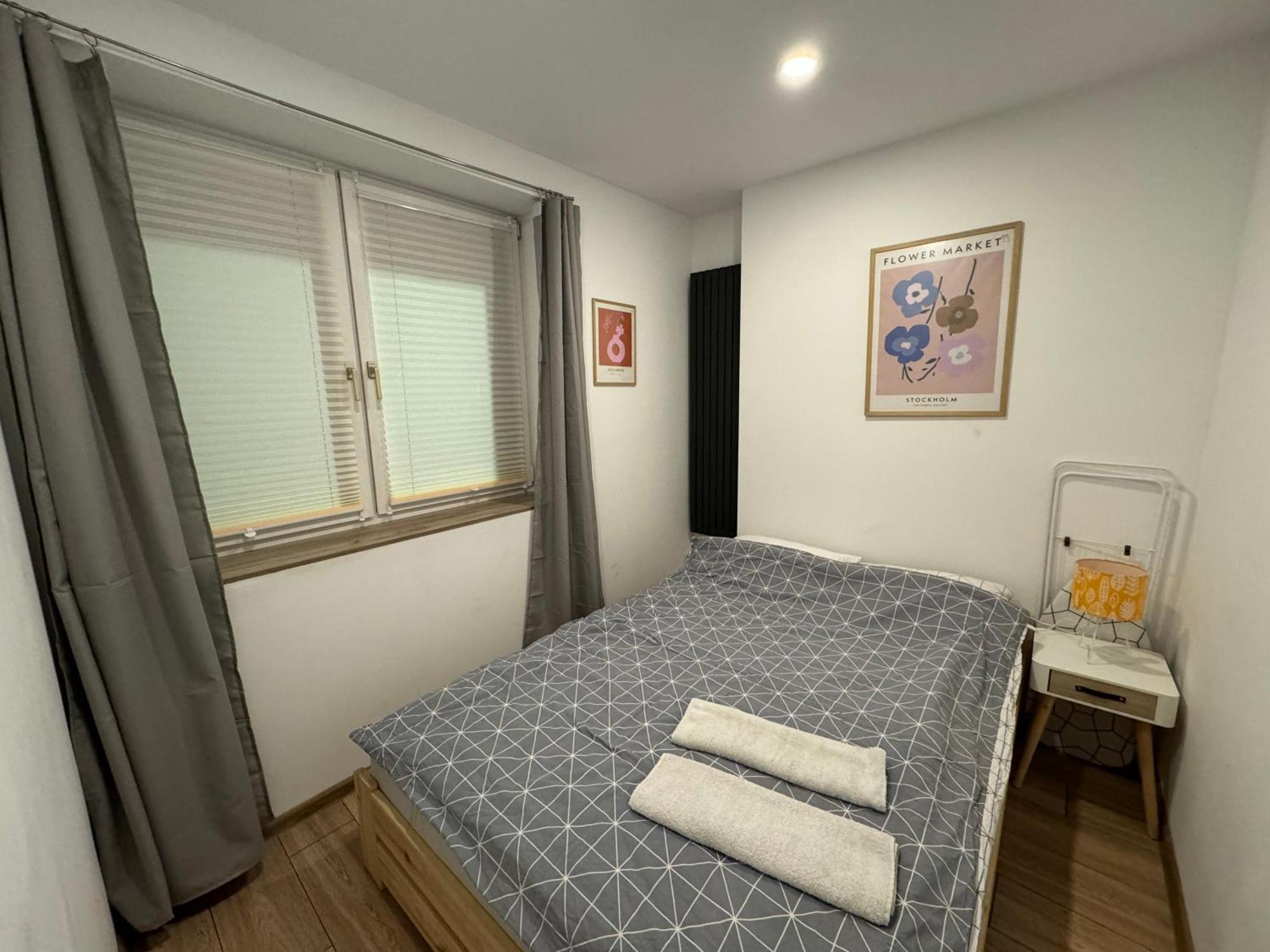 Apartamentsbymatyrafa-iv *
